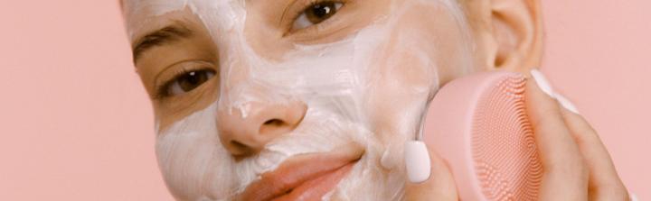 Rewelacyjna szczoteczka Nacomi OMI to zdecydowanie hit tegorocznych akcesoriów kosmetycznych